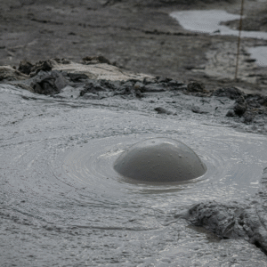 Mud volcanoes bath tour